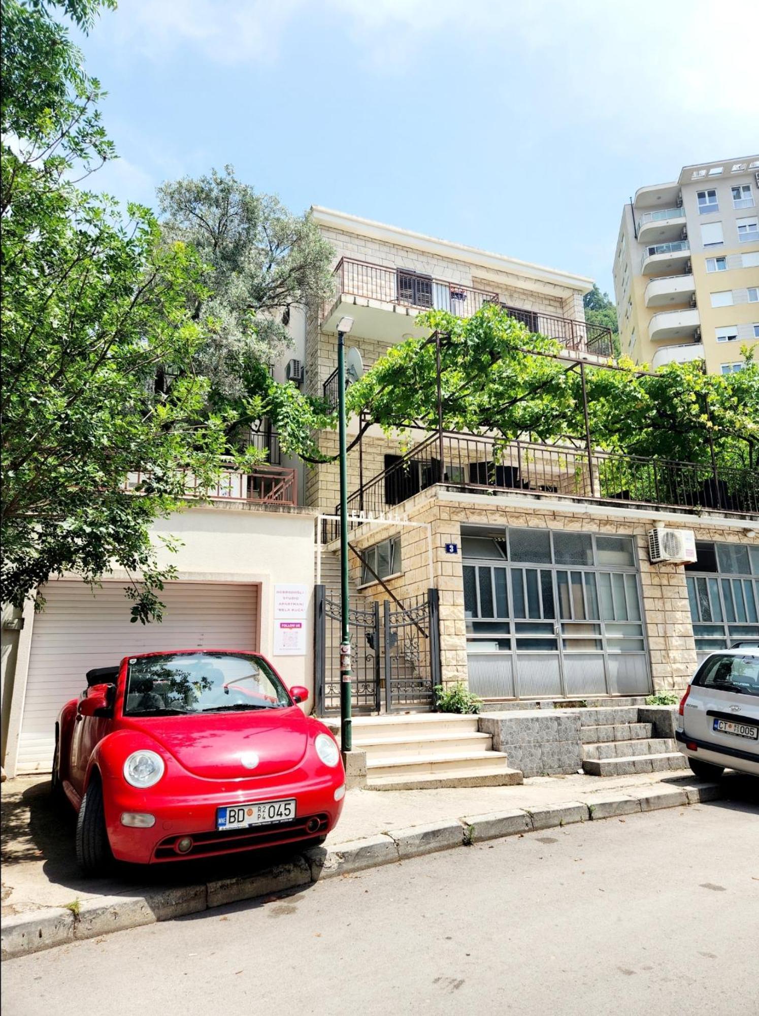 Bela Kuca Studio Apartments-Na Korak Do Mora-A Step To The Sea Rafailovici Ngoại thất bức ảnh